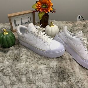 Women's White NIKE Sneakers